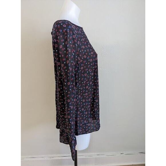 New Loft Small Bell Sleeve Blouse Black Geometric Print Tie Back Crew Neck NWT - Picture 5 of 11
